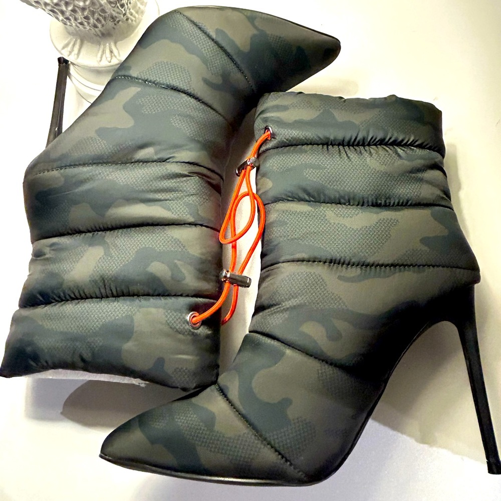 Steve Madden stiletto ankle boot